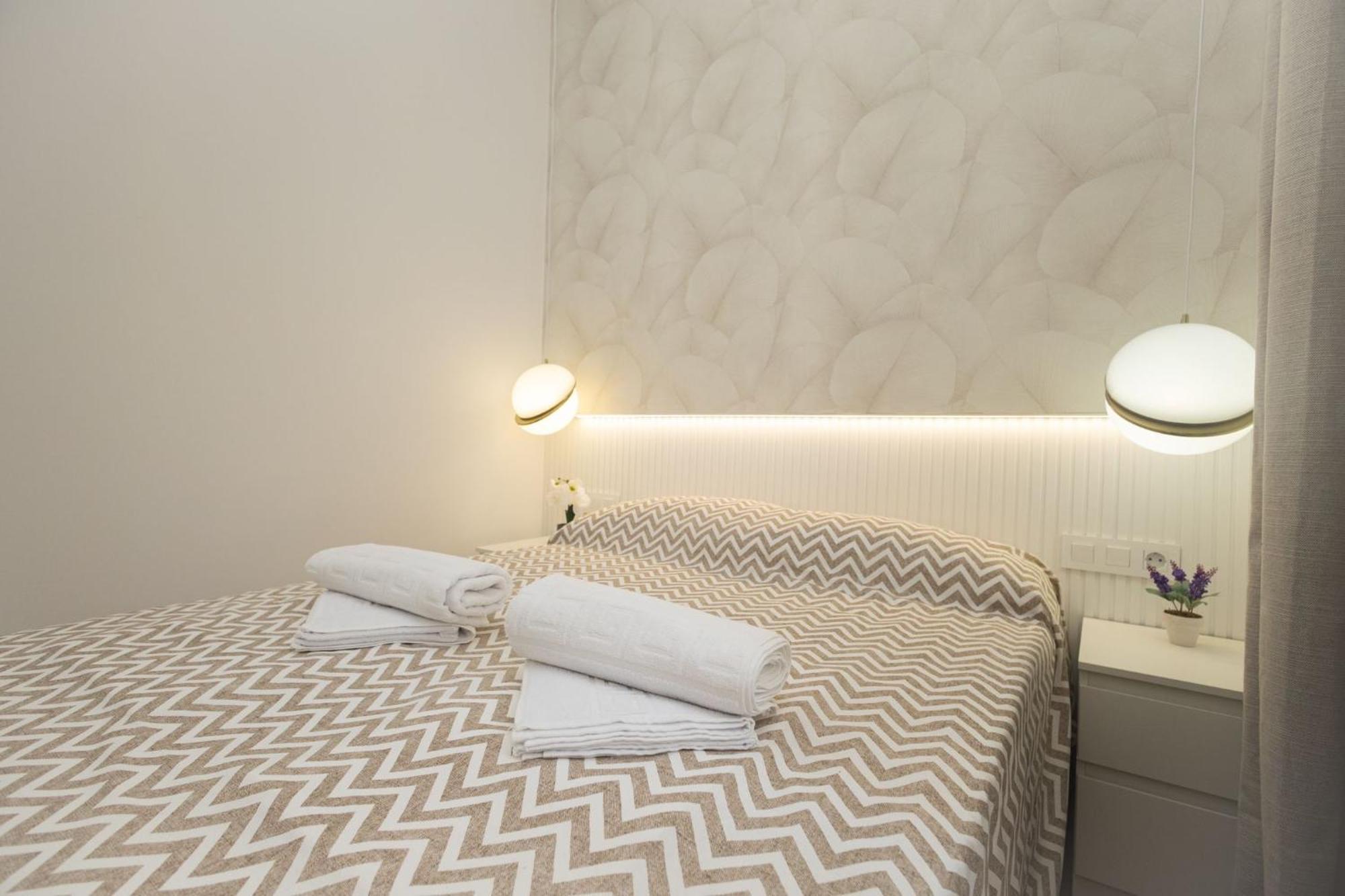 Ra Apartamentos Sevilla Alicante Eksteriør bilde