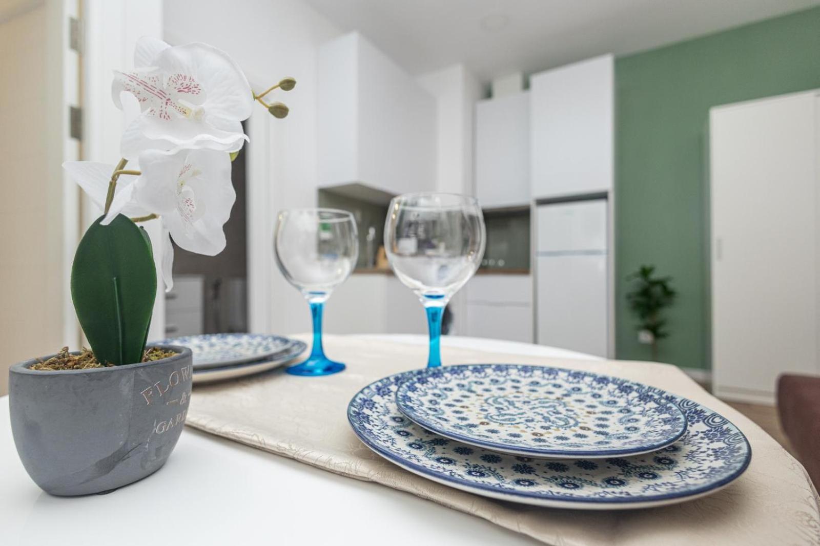 Ra Apartamentos Sevilla Alicante Eksteriør bilde